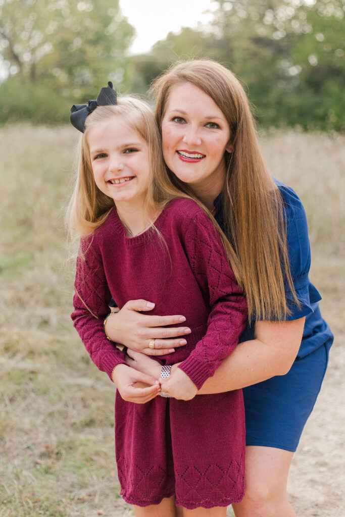 mom and daughter smile at Norbuck Park, Dallas TX, Kate White Photography