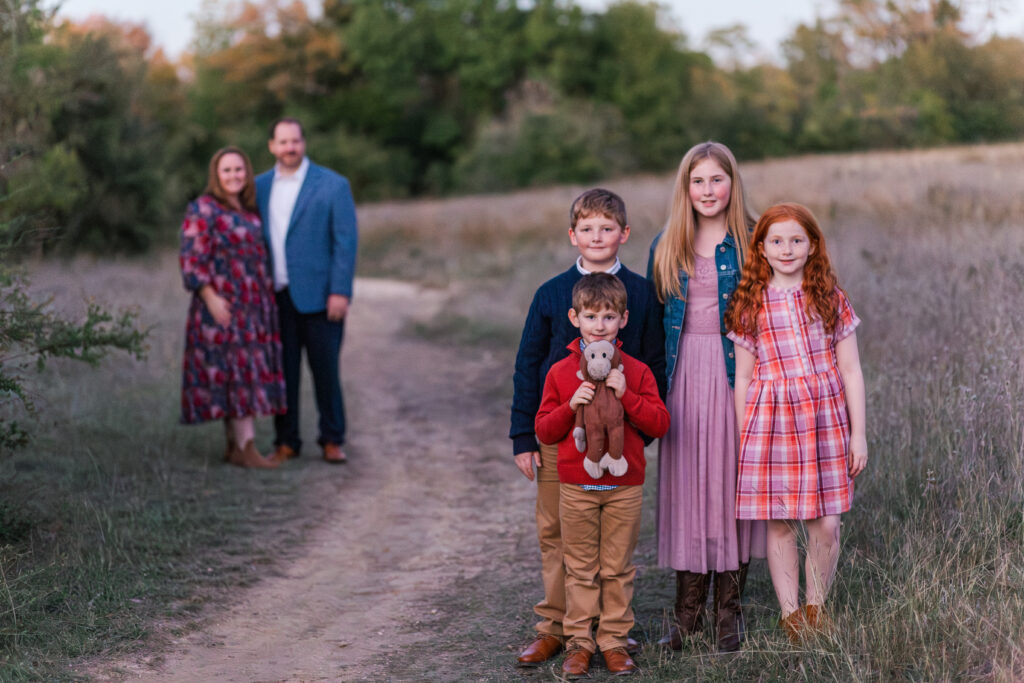 family at Norbuck Park in Dallas TX by Kate White Photography