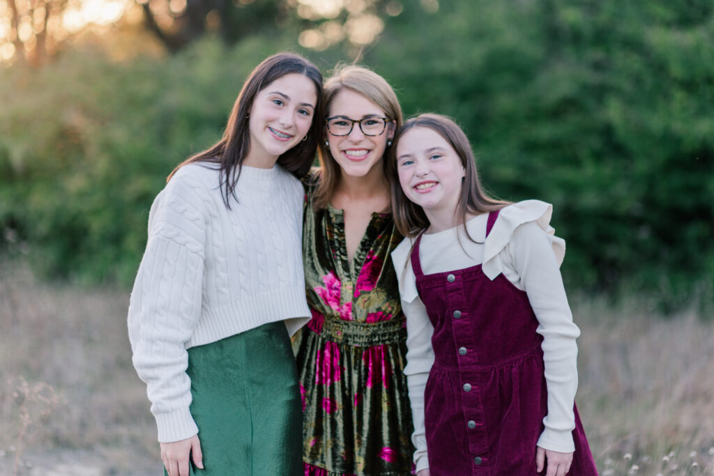 mother and daughters at Norbuck Park by Kate White photography