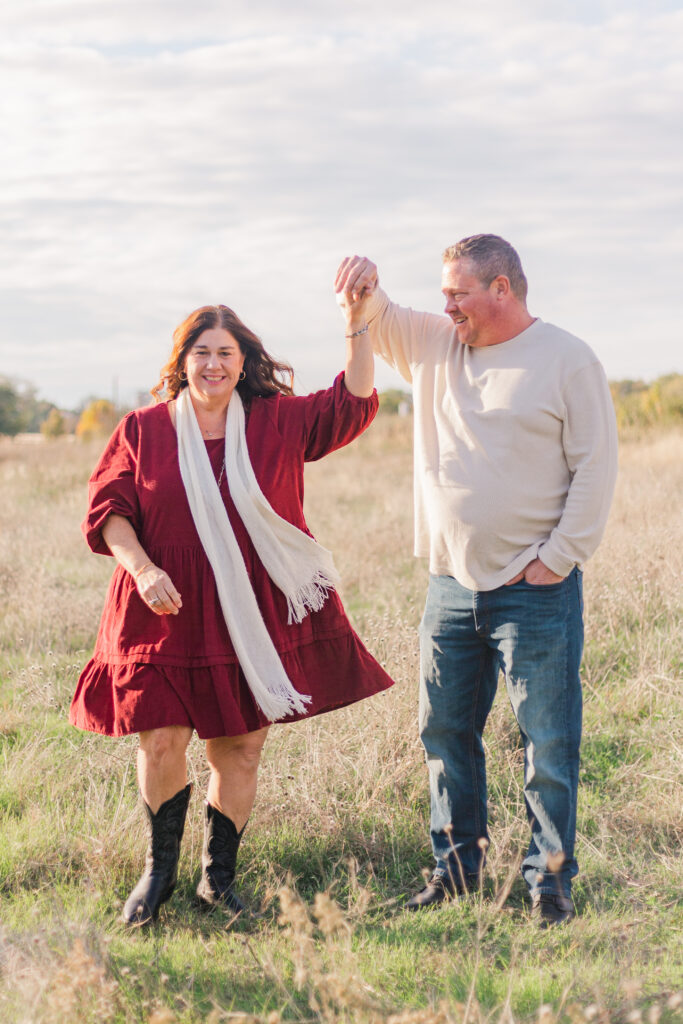 couple at Boy Scout Hill on White Rock Lake by Kate White Photography