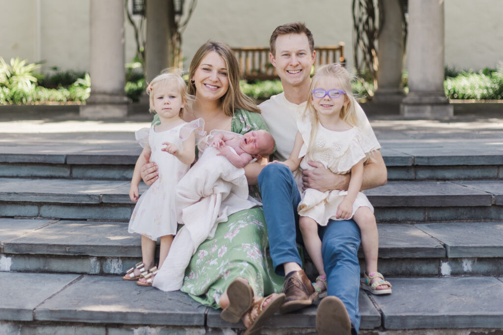 family at the Dallas arboretum
